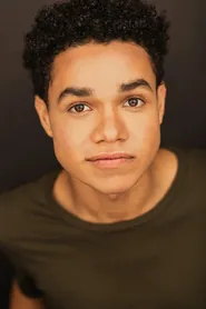 Portrait de Miles Gutierrez-Riley