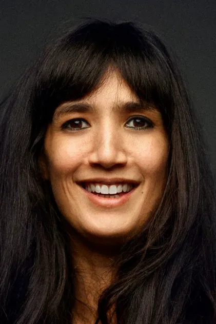 Portrait de Caroline Guiela Nguyen