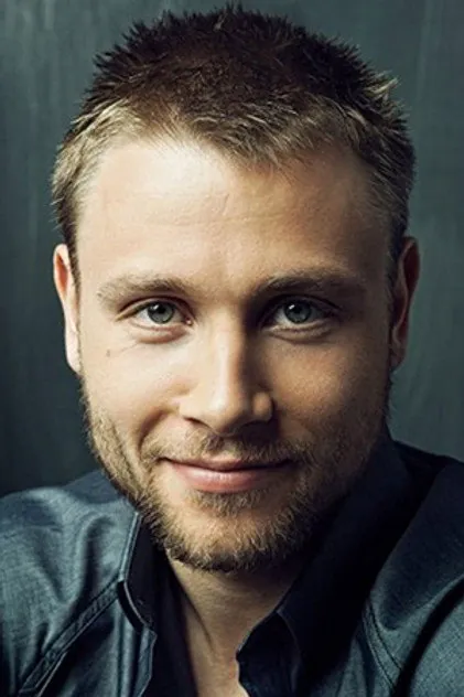 Portrait de Max Riemelt