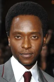 Portrait de Edi Gathegi