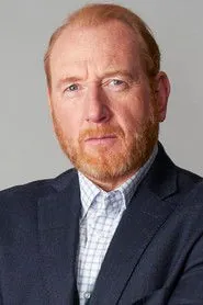 Portrait de Adrian Scarborough