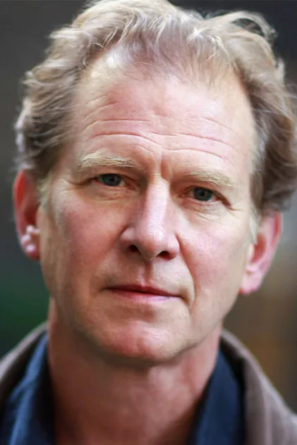 Portrait de James Wilby