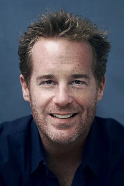 Portrait de Adam James