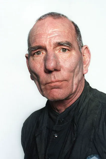 Portrait de Pete Postlethwaite