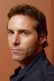 Portrait de Alessandro Nivola
