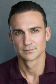 Portrait de Henry Lloyd-Hughes