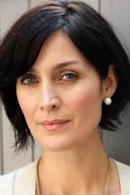 Portrait de Carrie-Anne Moss