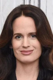 Portrait de Elizabeth Reaser