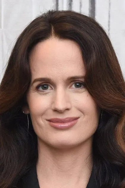 Portrait de Elizabeth Reaser