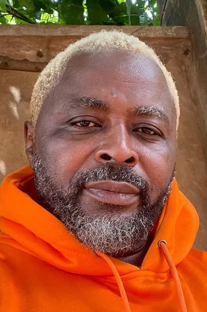 Portrait de Bienvenu Roland Mvoe