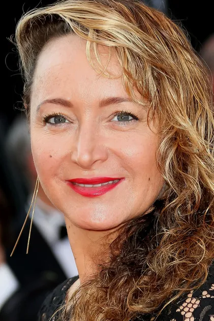 Portrait de Julie Ferrier
