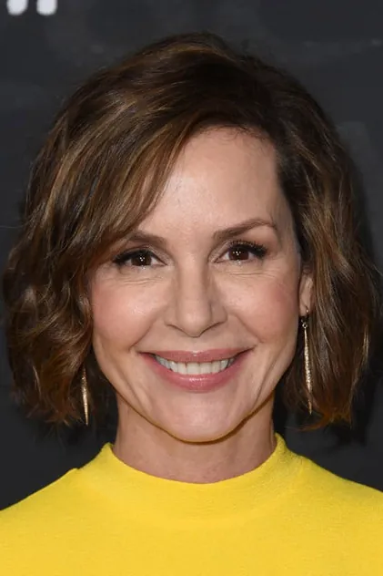 Portrait de Embeth Davidtz