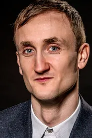 Portrait de Tom Brooke
