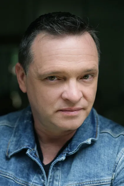 Portrait de Serge Postigo