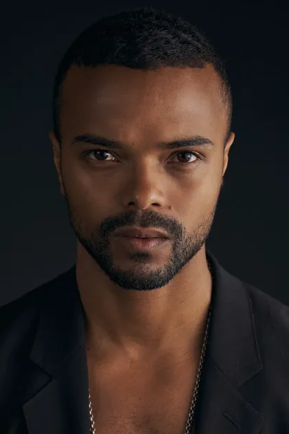 Portrait de Eka Darville