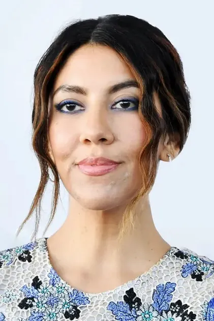 Portrait de Stephanie Beatriz