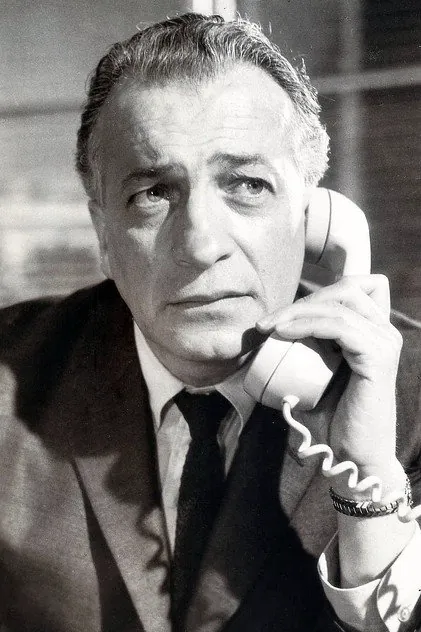 Portrait de Cec Linder